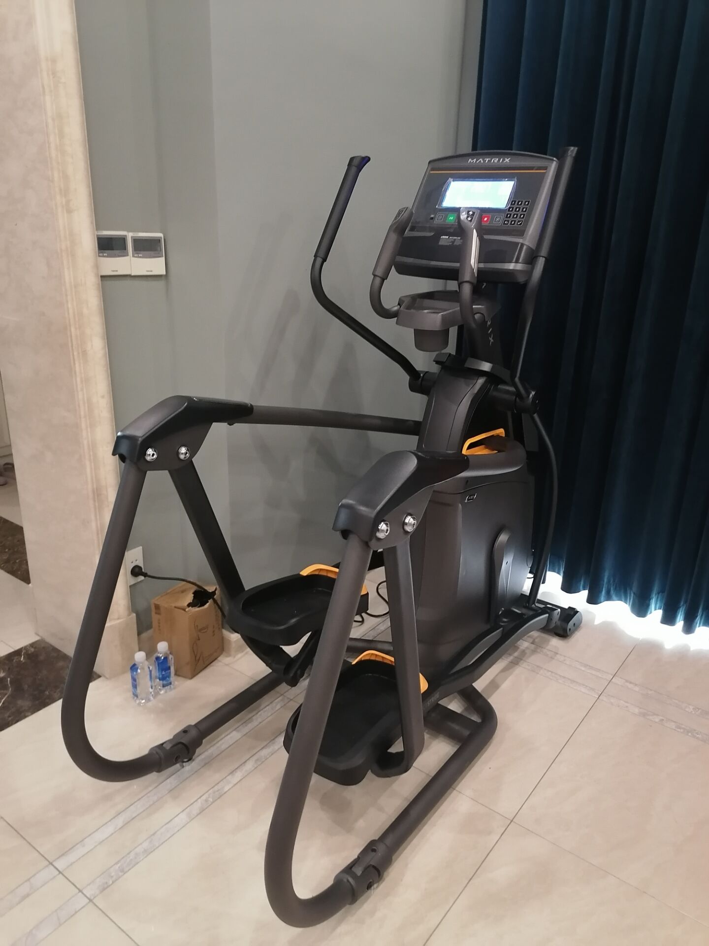 椭圆机和羞羞麻豆国产精品1区2区3区哪个锻炼效果好